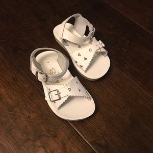 Saltwater Sandal- white